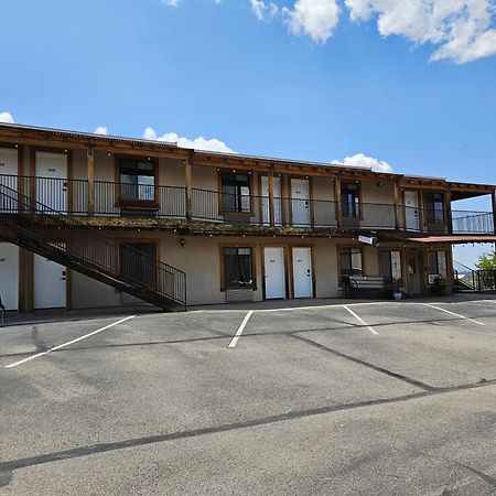 Tombstone Motel Exterior foto